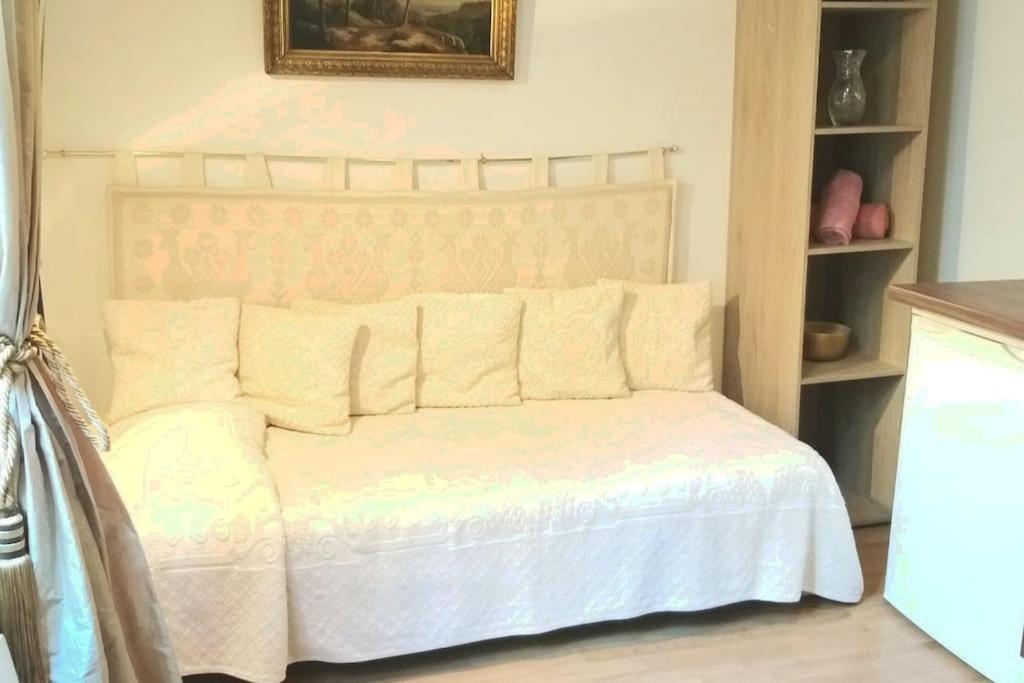 Small Luxurious Room In The Heart Of Saint Germain París Exterior foto